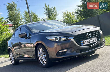 Седан Mazda 3 2017 в 