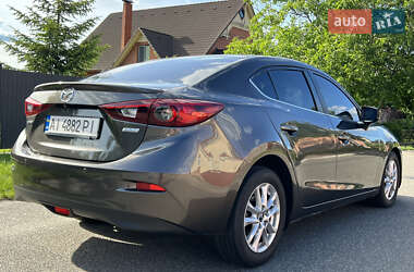 Седан Mazda 3 2017 в 