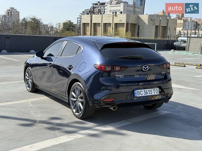 Хэтчбек Mazda 3 2019 в Киеве
