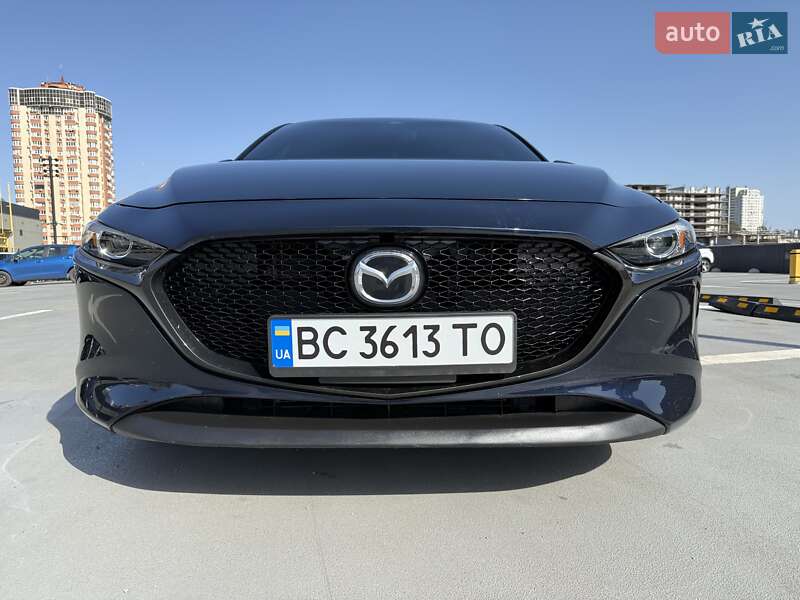 Хэтчбек Mazda 3 2019 в Киеве