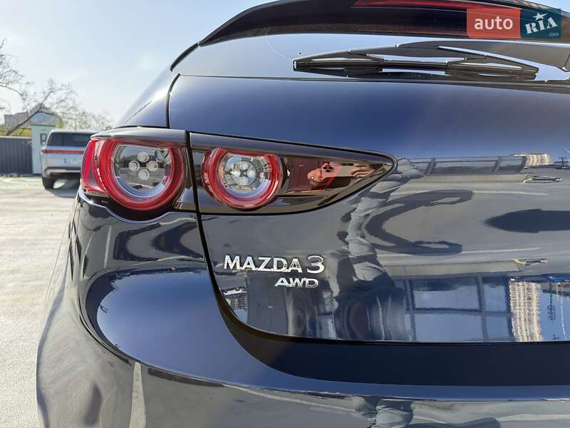 Хэтчбек Mazda 3 2019 в Киеве