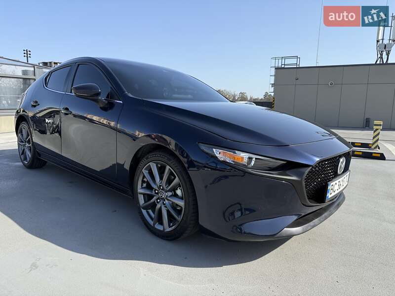 Хэтчбек Mazda 3 2019 в Киеве