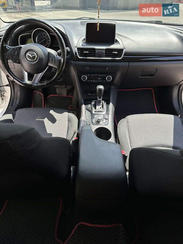 Хэтчбек Mazda 3 2013 в Ивано-Франковске