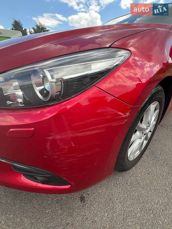 Седан Mazda 3 2018 в Киеве