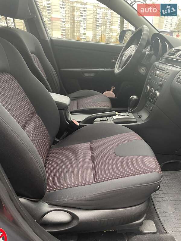 Хэтчбек Mazda 3 2006 в Киеве