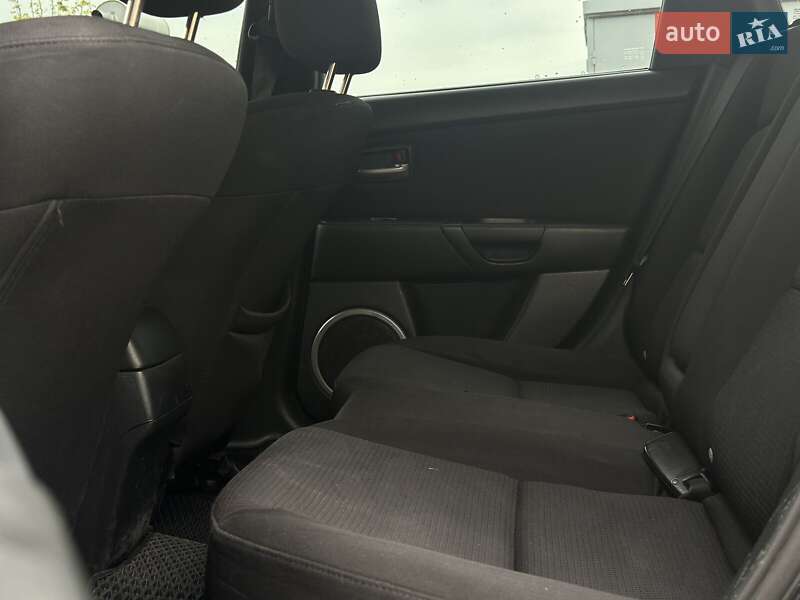Хетчбек Mazda 3 2007 в Дніпрі