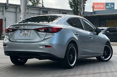 Седан Mazda 3 2017 в 