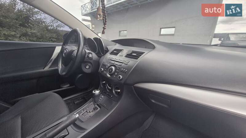 Седан Mazda 3 2012 в Києві фото 11 Седан Mazda 3 2012 в Києві