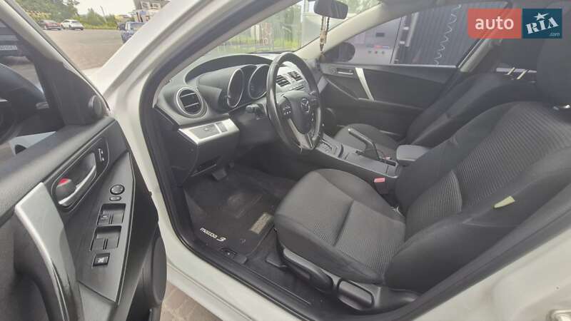 Седан Mazda 3 2012 в Києві фото 14 Седан Mazda 3 2012 в Києві