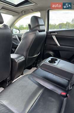 Седан Mazda 3 2011 в 