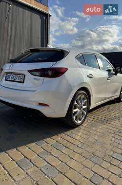 Хэтчбек Mazda 3 2014 в 