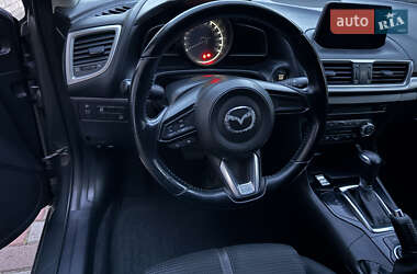 Хетчбек Mazda 3 2017 в 
