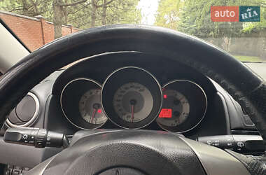 Хэтчбек Mazda 3 2006 в 