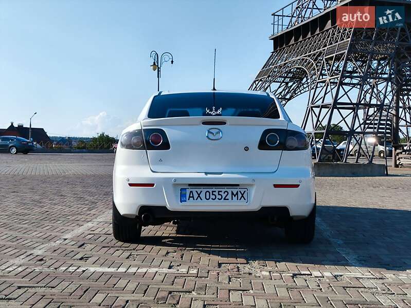 Седан Mazda 3 2008 в Харькове