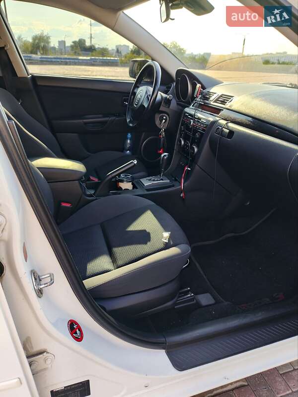 Седан Mazda 3 2008 в Харькове
