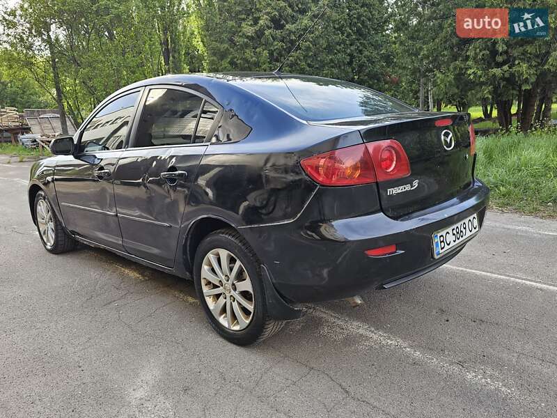 Седан Mazda 3 2004 в Киеве