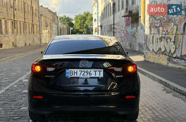 Седан Mazda 3 2018 в 