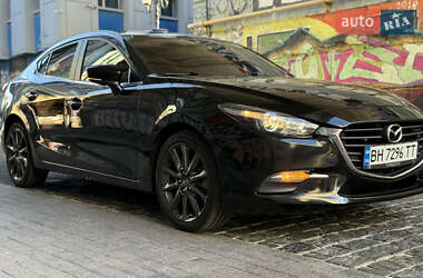 Седан Mazda 3 2018 в 