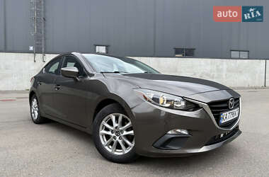 Седан Mazda 3 2016 в Києві