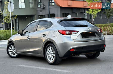 Хэтчбек Mazda 3 2014 в 