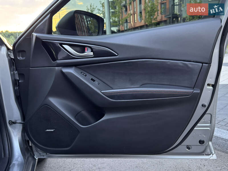 Хэтчбек Mazda 3 2014 в Киеве фото 33 Хэтчбек Mazda 3 2014 в Киеве