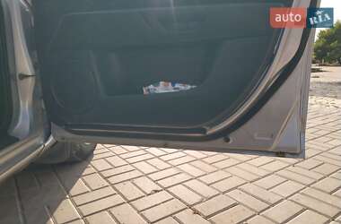 Хетчбек Mazda 3 2006 в 