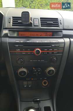 Хетчбек Mazda 3 2006 в 