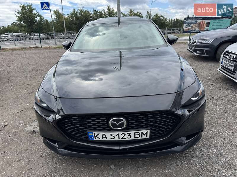 Mazda 3 2019