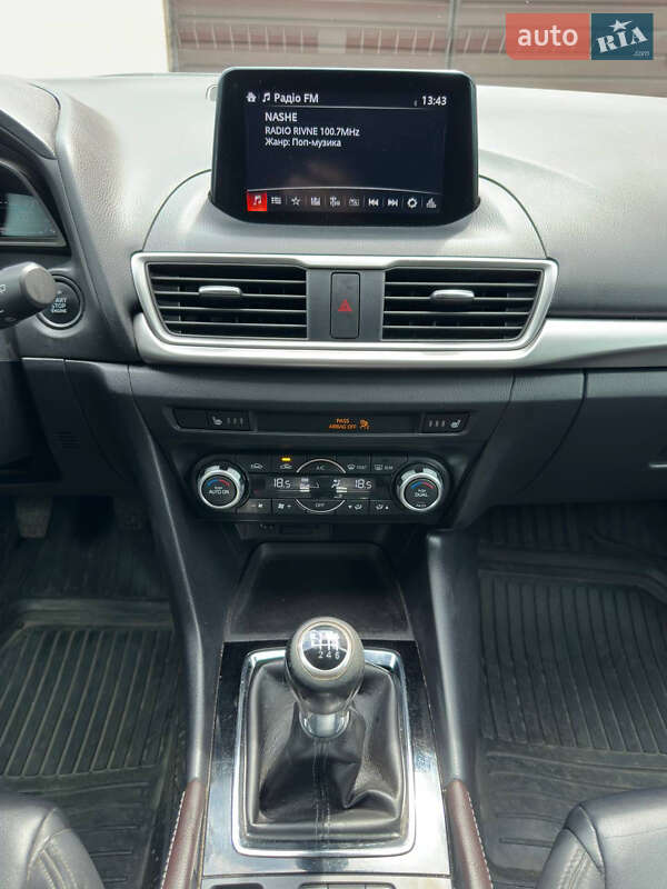 Хэтчбек Mazda 3 2017 в Ровно фото 23 Хэтчбек Mazda 3 2017 в Ровно