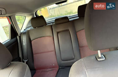 Хэтчбек Mazda 3 2006 в 