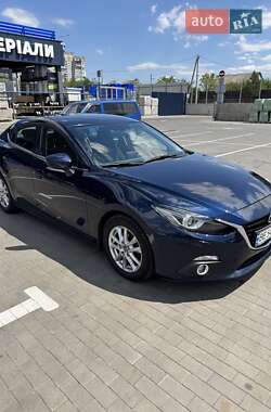 Седан Mazda 3 2014 в 