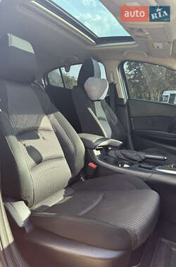 Седан Mazda 3 2013 в 