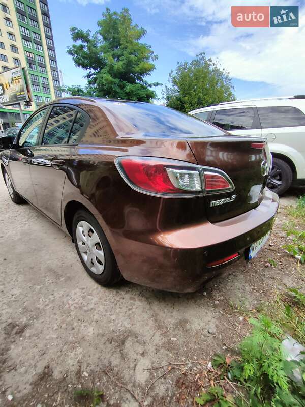 Седан Mazda 3 2011 в Броварах