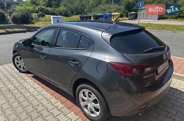 Хэтчбек Mazda 3 2015 в 
