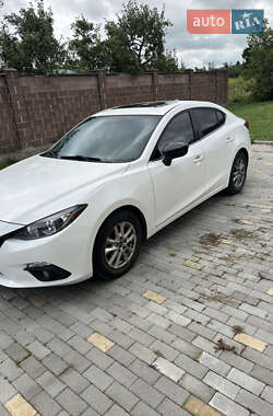 Седан Mazda 3 2015 в 