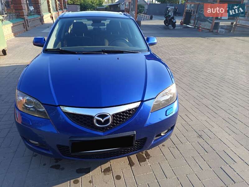 Седан Mazda 3 2008 в Новомосковську