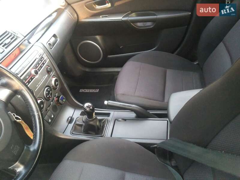 Седан Mazda 3 2008 в Новомосковську