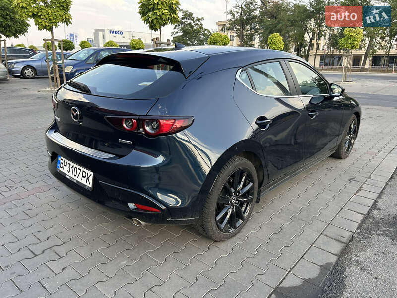 Хэтчбек Mazda 3 2019 в Львове