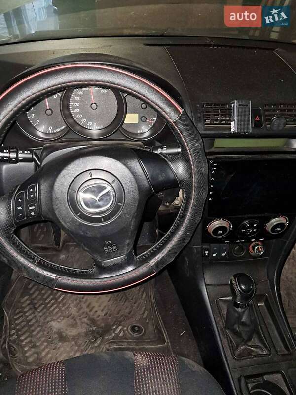 Седан Mazda 3 2005 в Краснограде