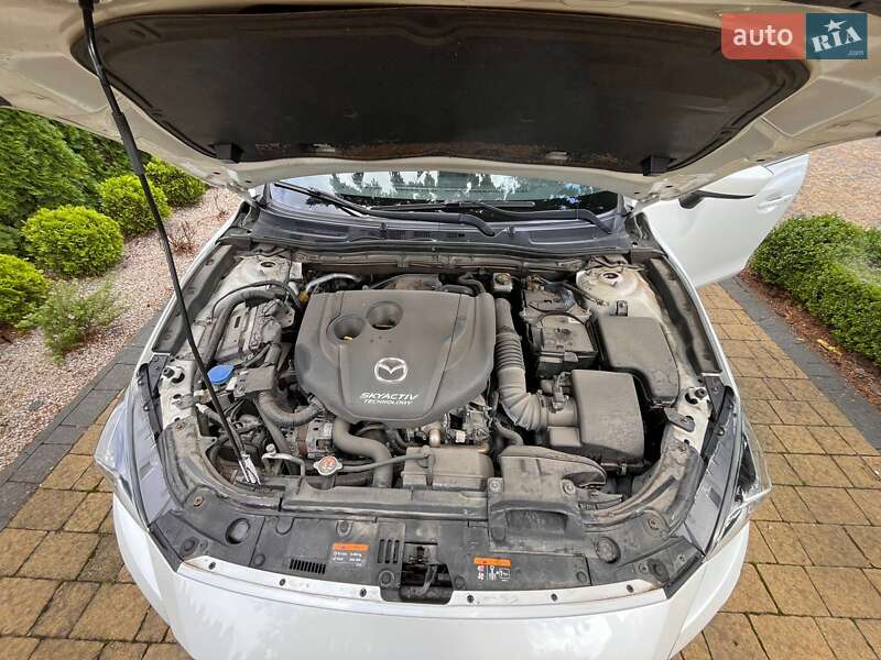 Хэтчбек Mazda 3 2015 в Львове фото 16 Хэтчбек Mazda 3 2015 в Львове