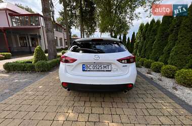 Хэтчбек Mazda 3 2015 в 