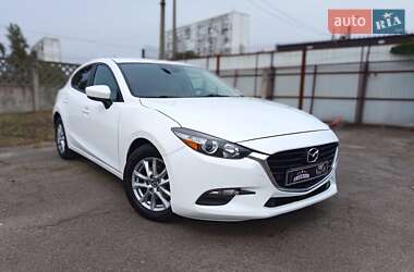 Хэтчбек Mazda 3 2018 в Киеве
