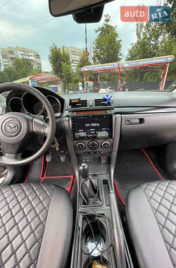 Седан Mazda 3 2007 в 