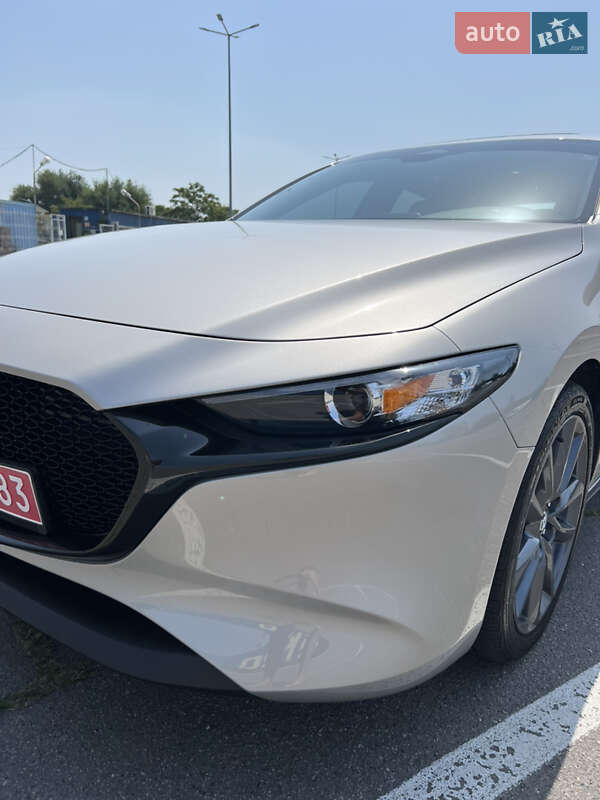 Хэтчбек Mazda 3 2024 в Днепре