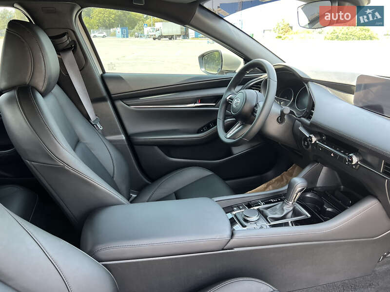 Хэтчбек Mazda 3 2024 в Днепре