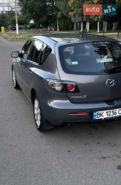 Хэтчбек Mazda 3 2007 в 