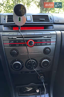Хэтчбек Mazda 3 2007 в 