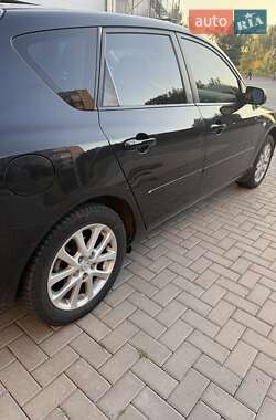 Хэтчбек Mazda 3 2008 в 