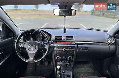 Седан Mazda 3 2005 в 