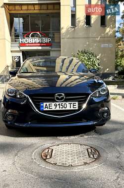 Седан Mazda 3 2015 в Днепре фото Седан Mazda 3 2015 в Днепре